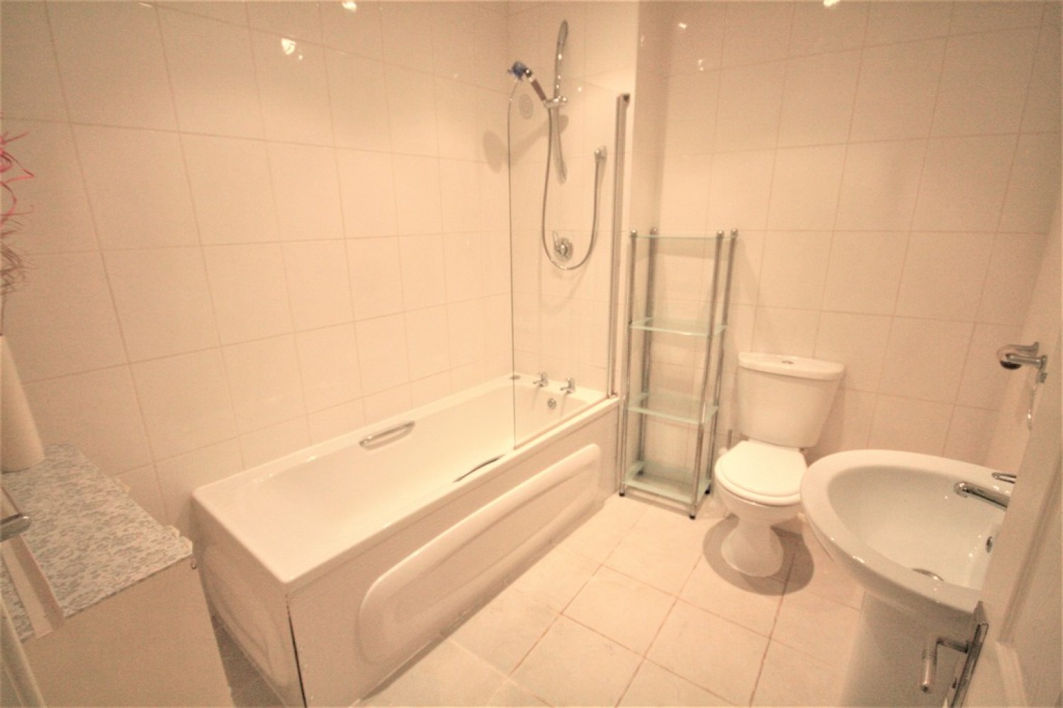1 bedroom Flat for Letting Empire Mill, Hall O`Shaw Street
