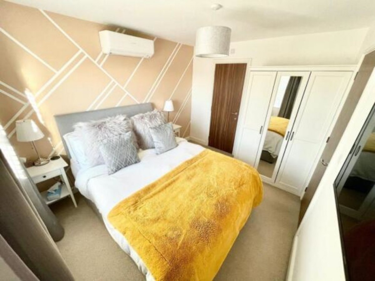 Telford Rd, Winnington Village