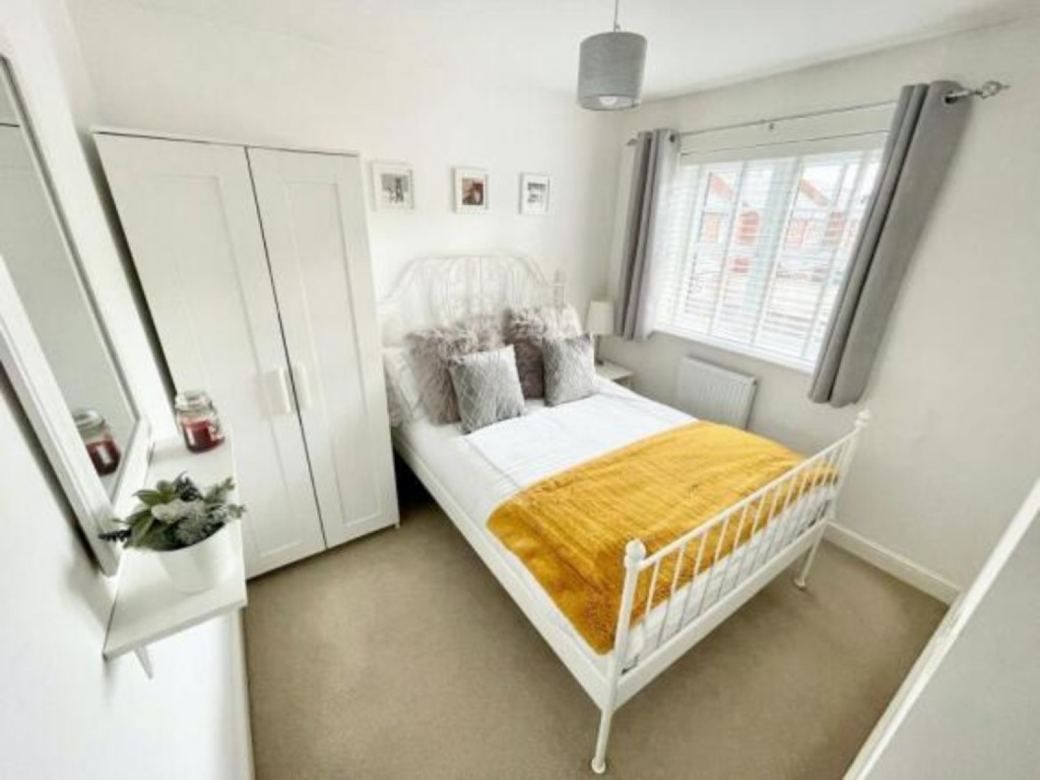 Telford Rd, Winnington Village