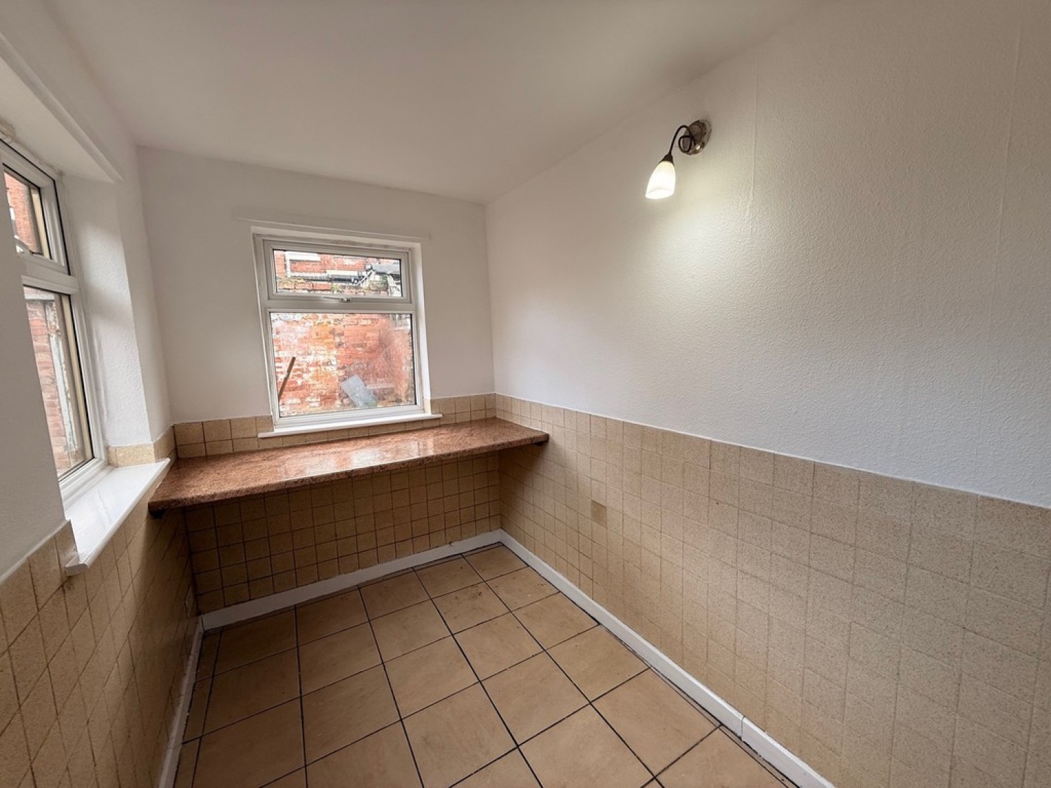 2 bedroom House for Letting Wistaston Rd, Crewe