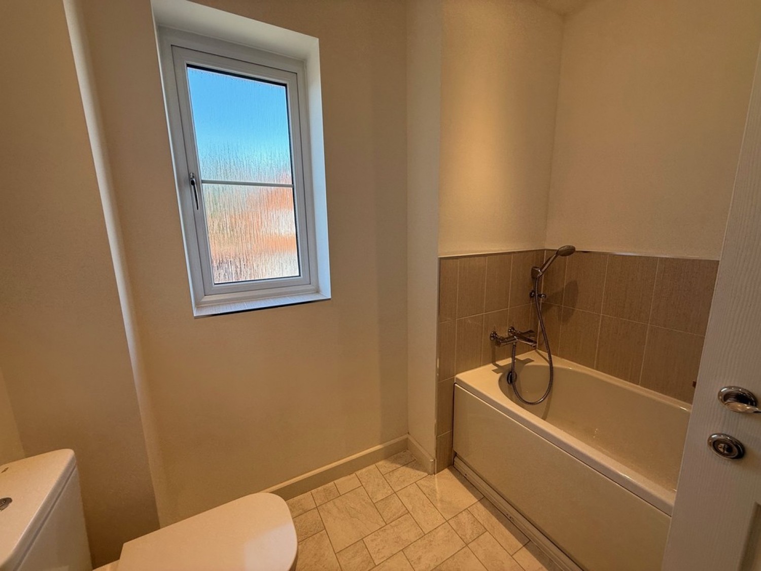 3 bedroom House for Letting Philip Taylor Drive, Leighton