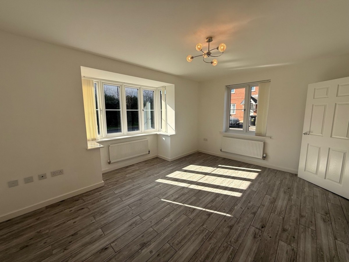 Philip Taylor Drive, Leighton