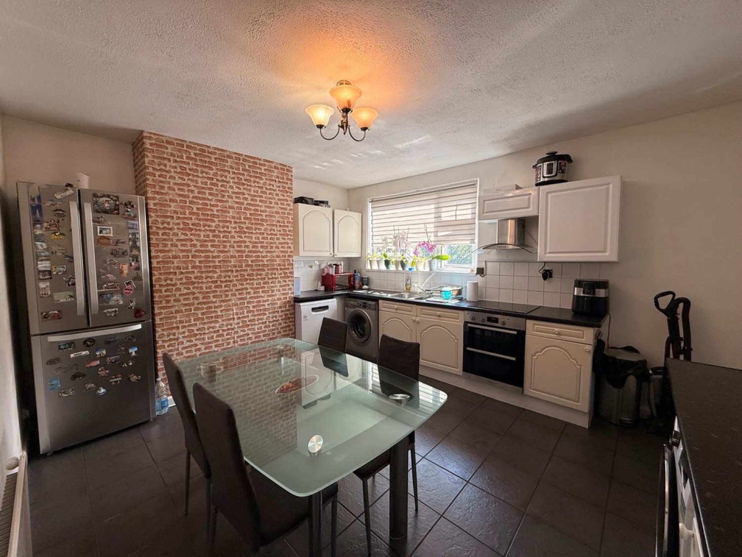 3 bedroom House for Letting McNeil Avenue, Crewe