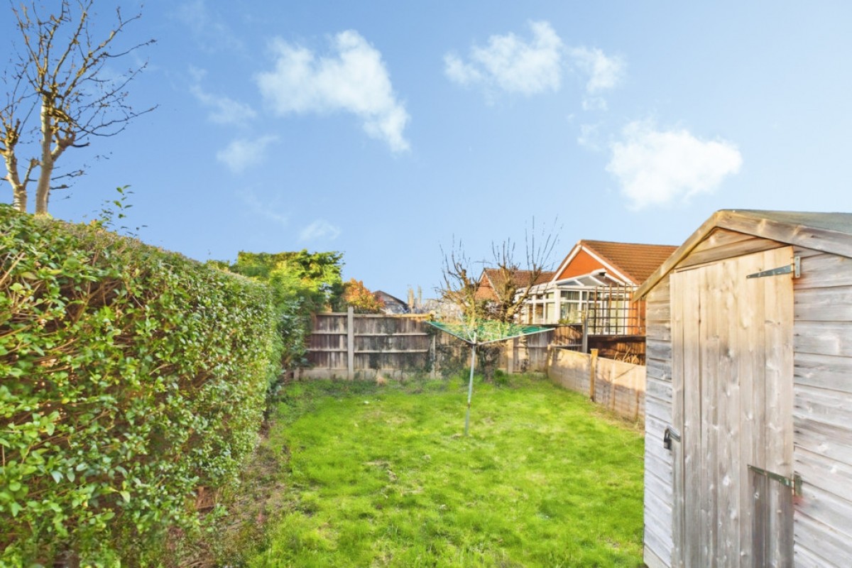 Seaton Close, Leighton