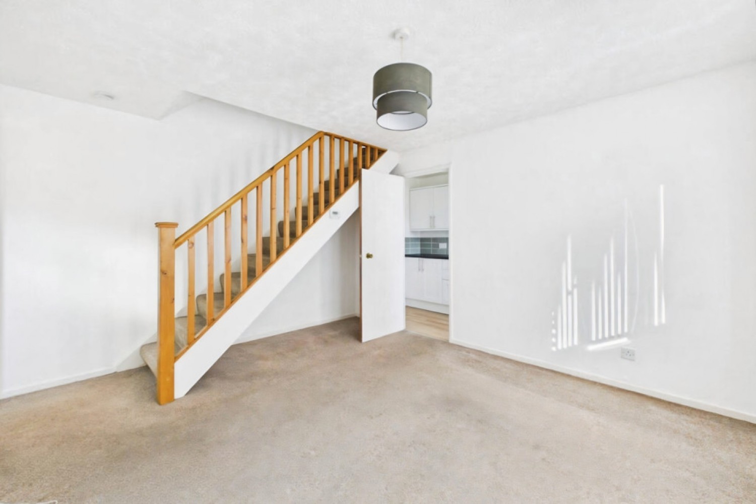 1 bedroom House for Letting Seaton Close, Leighton