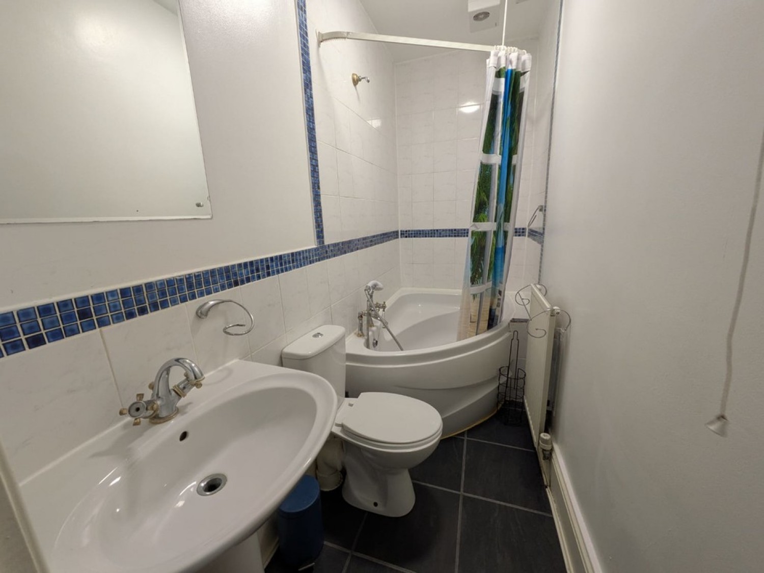 5 bedroom Flat for Letting 42 Grant Street, Woodlands