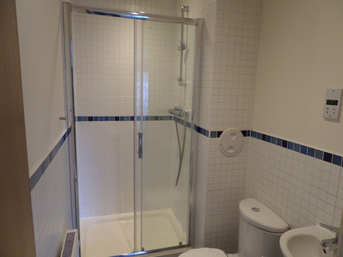 COWCADDENS - Port Dundas Road - Furnished