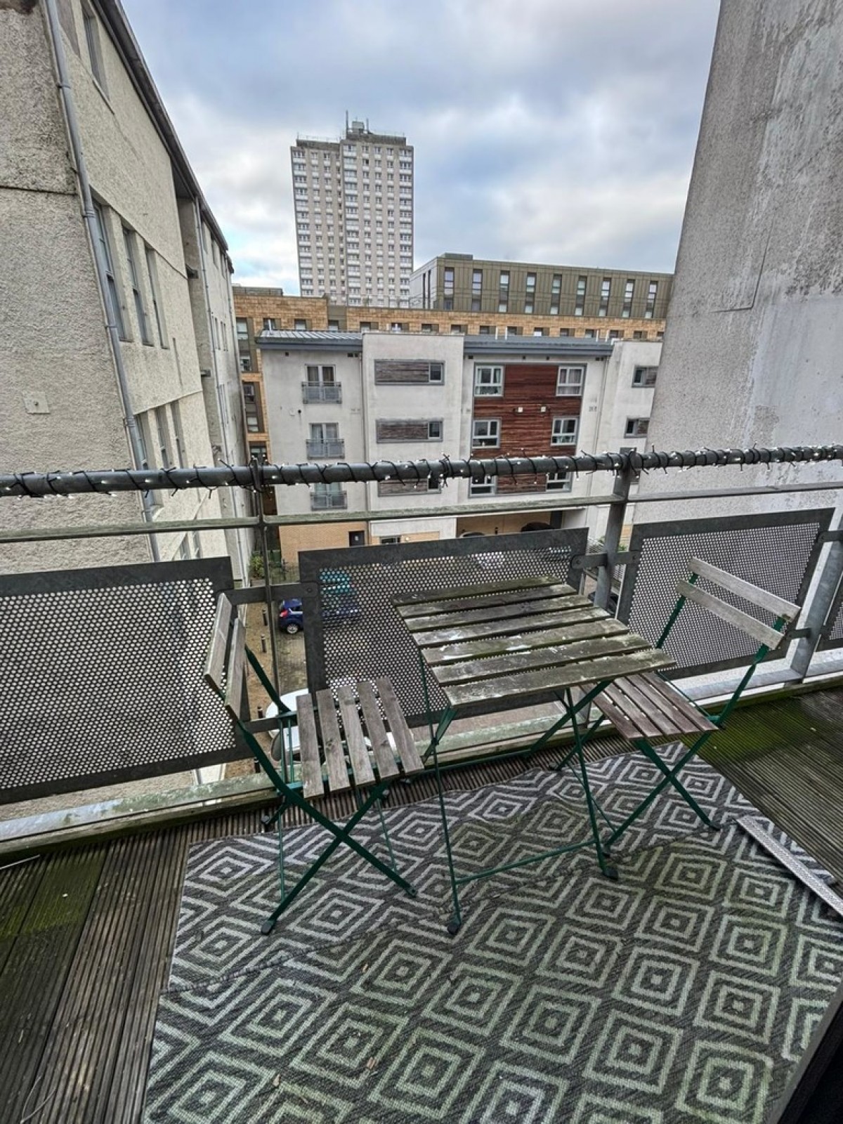 COWCADDENS - Port Dundas Road - Furnished