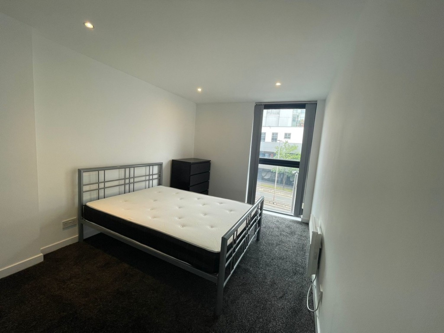 2 bedroom Flat for Letting FINNIESTON - Stobcross Street - Furnished