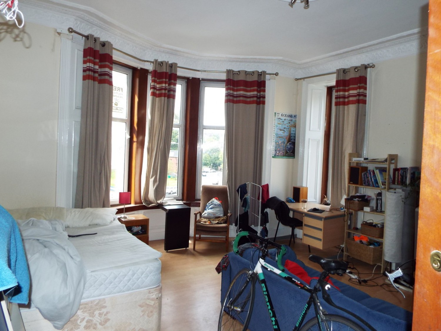 5 bedroom Flat for Letting 282 Woodlands Road - HMO