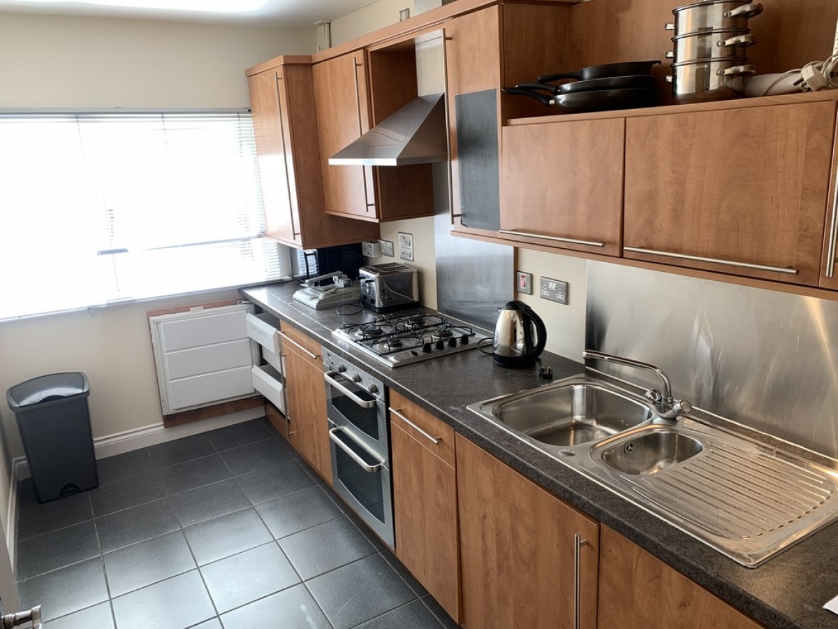 FINNIESTON - MINERVA WAY - FURNISHED