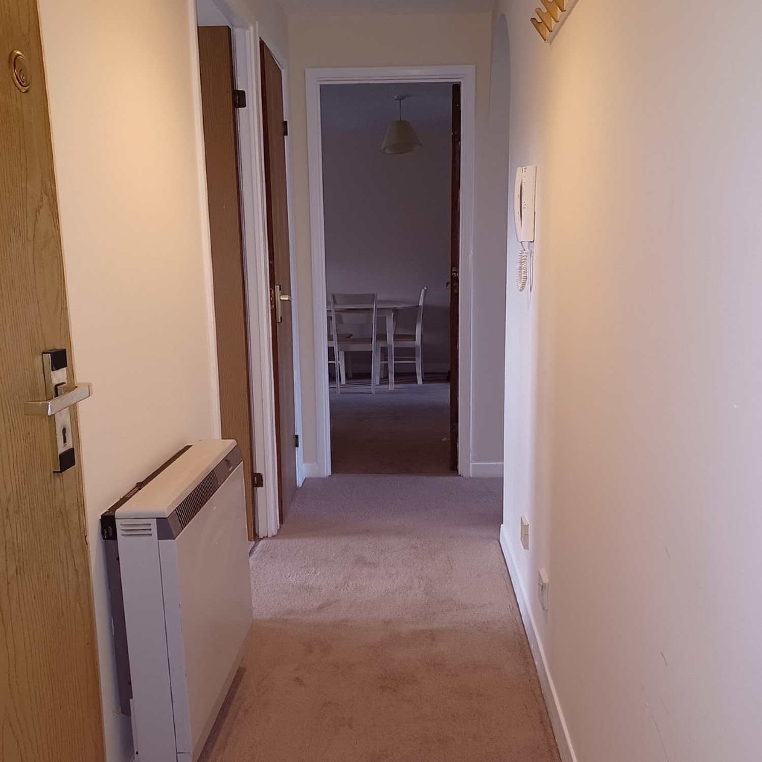 2 bedroom Flat for Letting 14 Cleveland Street, Charing Cross