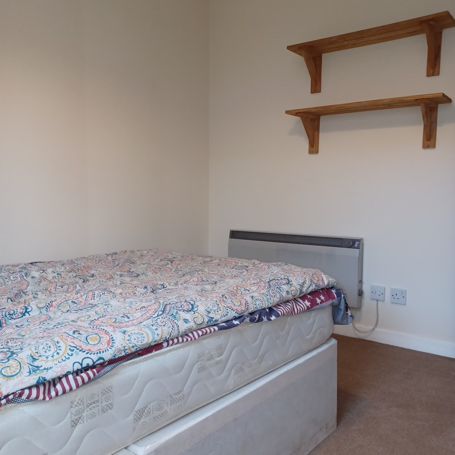 2 bedroom Flat for Letting 14 Cleveland Street, Charing Cross