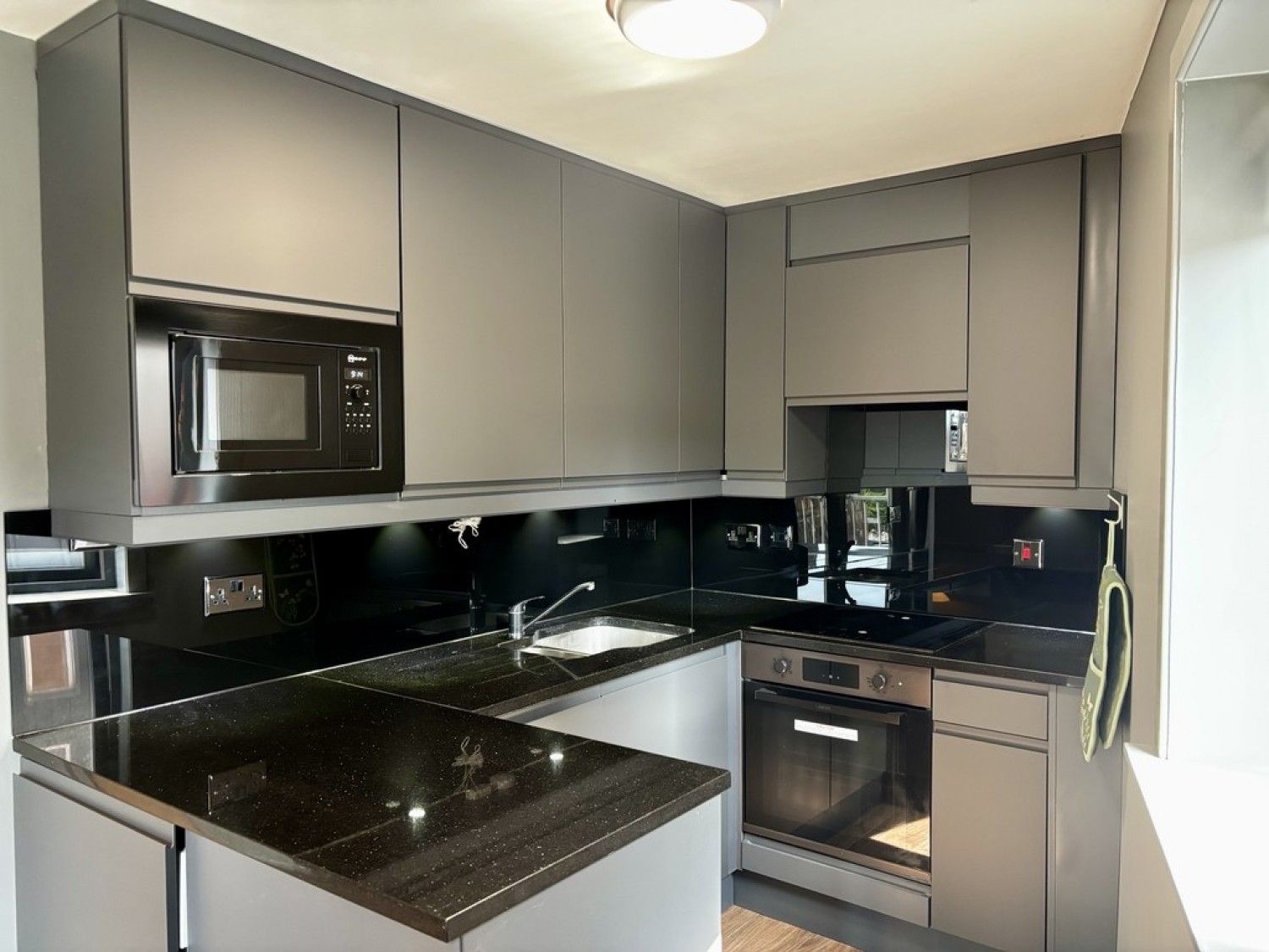 1 bedroom Flat for Letting MERCHANT CITY- Blackfriars Road
