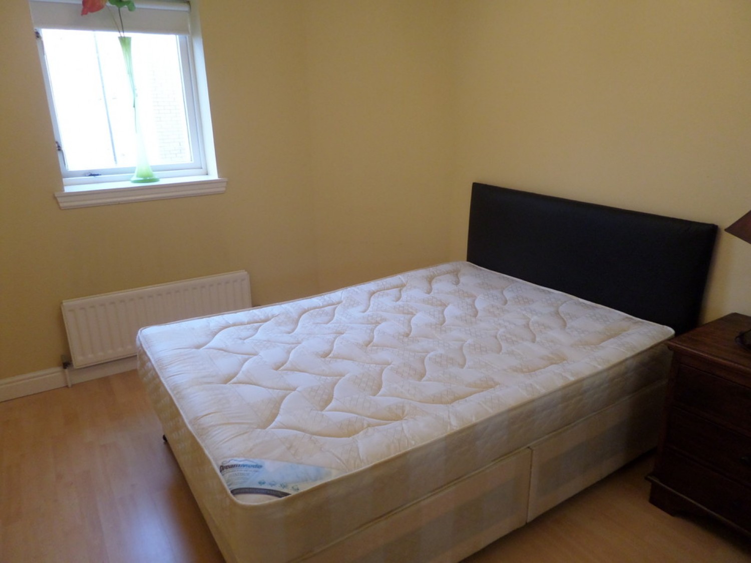 2 bedroom Flat in FINNIESTON - St Vincent Crescent