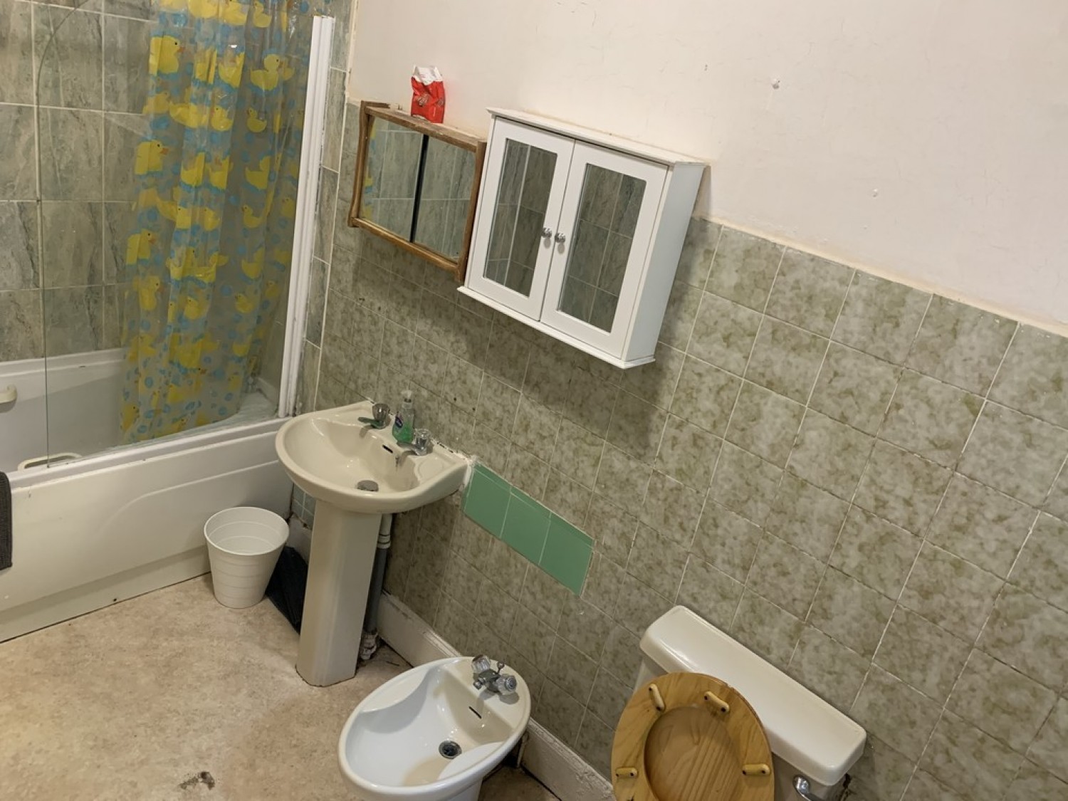 4 bedroom Flat for Letting 68 Kent Road, Charing Cross