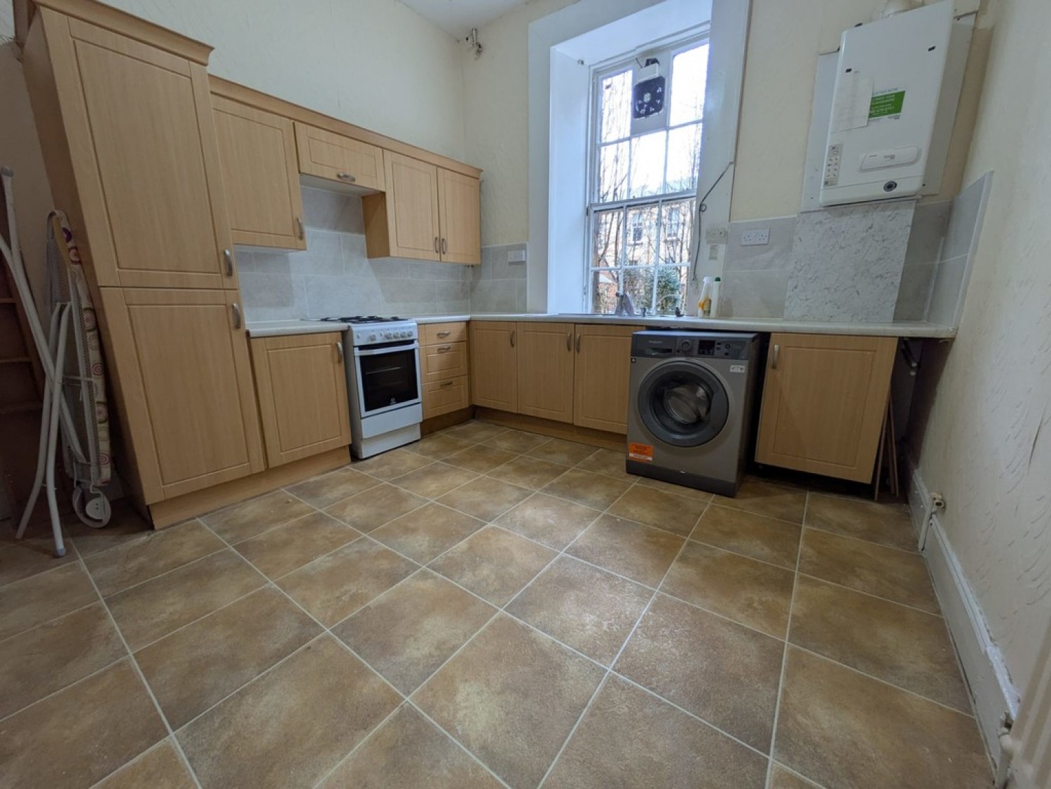 4 bedroom Flat for Letting 68 Kent Road, Charing Cross