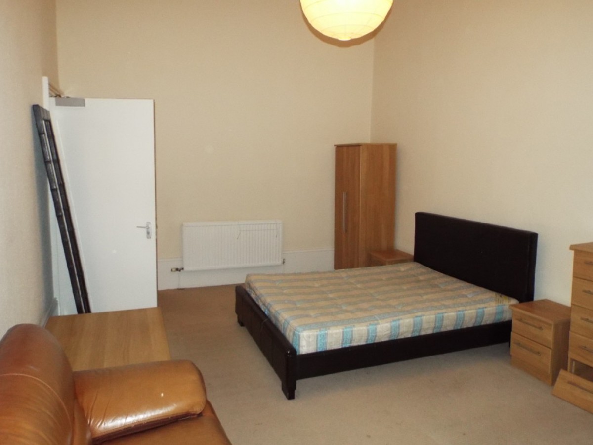 WOODLANDS - Grant Street - Furnished HMO