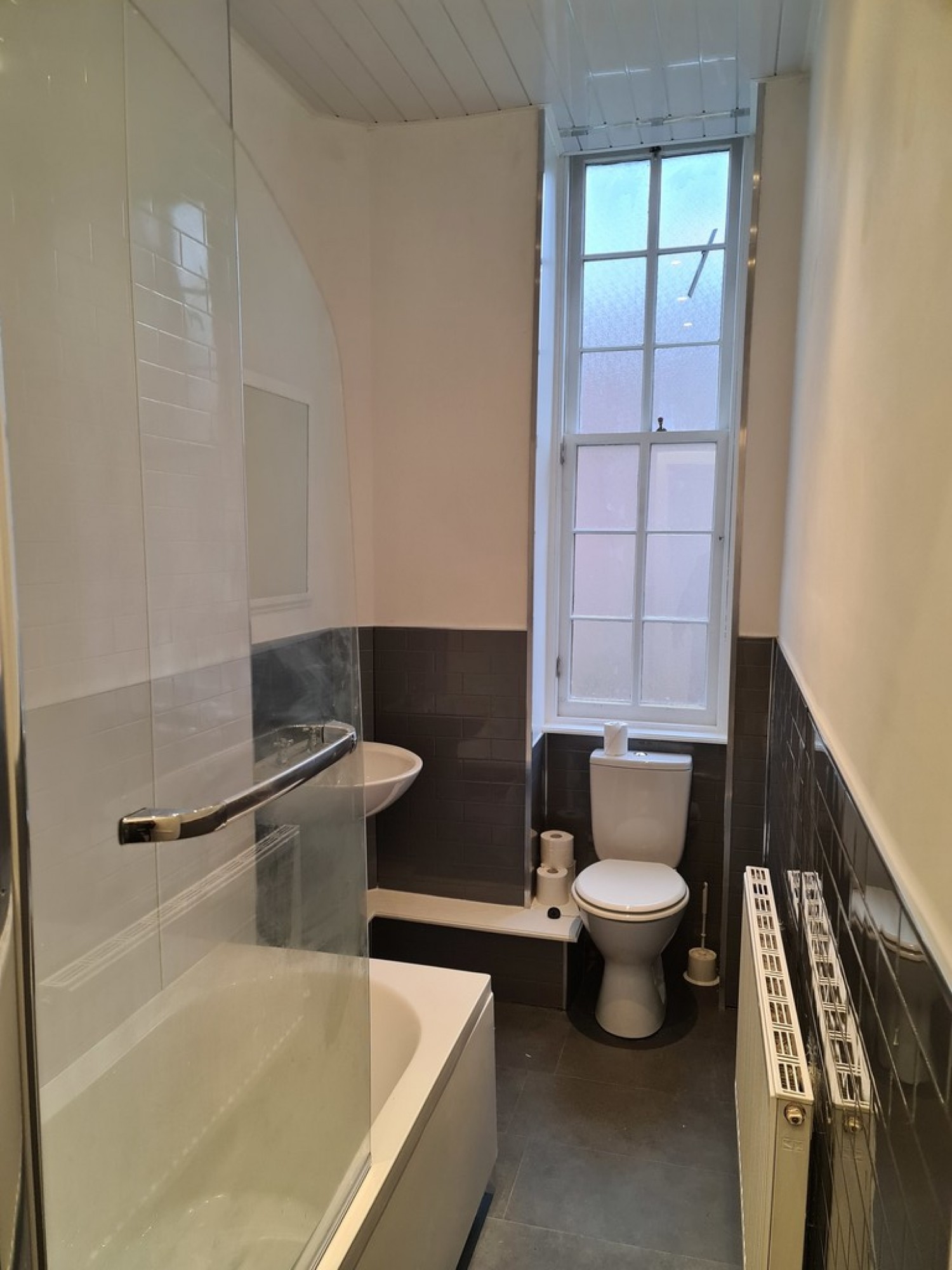 2 bedroom Flat for Letting Woodlands Drive - Woodlands