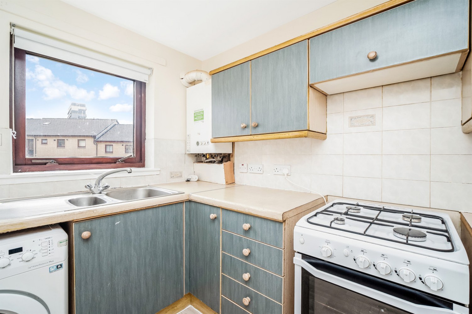 2 bedroom Flat for Letting Hopehill Road