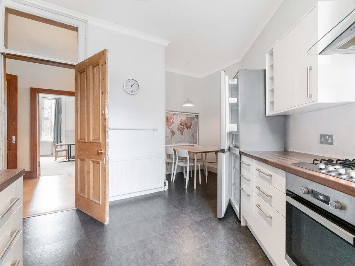 2 bedroom Flat for Letting West Princes Street, Woodlands