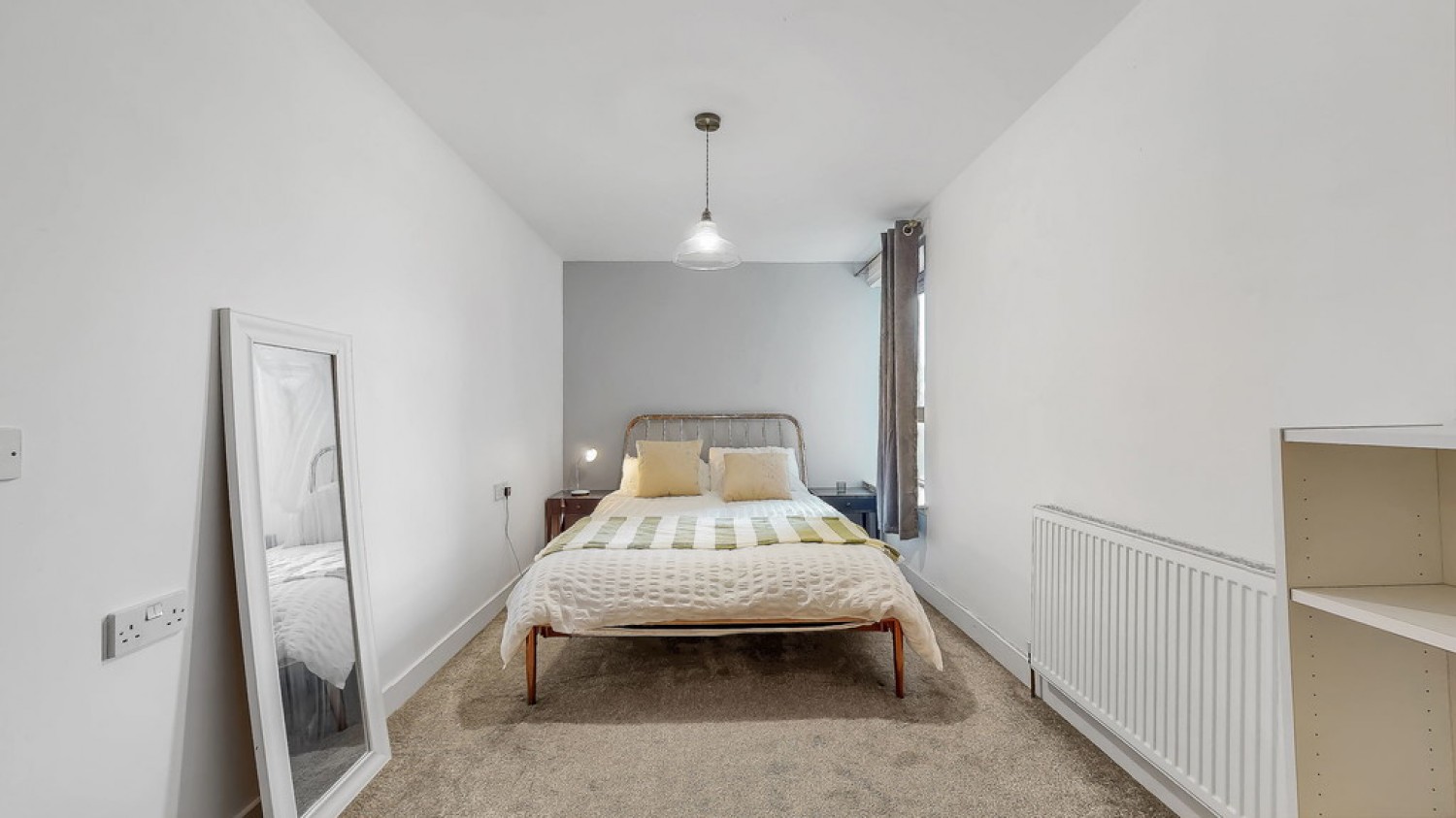 2 bedroom Flat for Letting Hill Street, City Centre