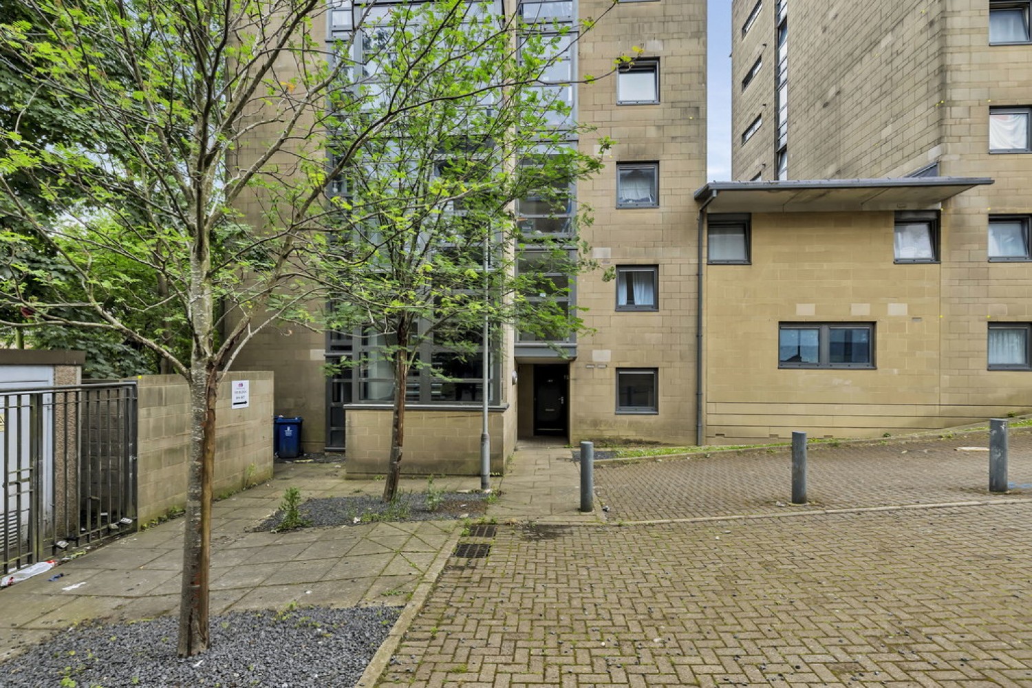 2 bedroom Flat for Letting Hill Street, City Centre