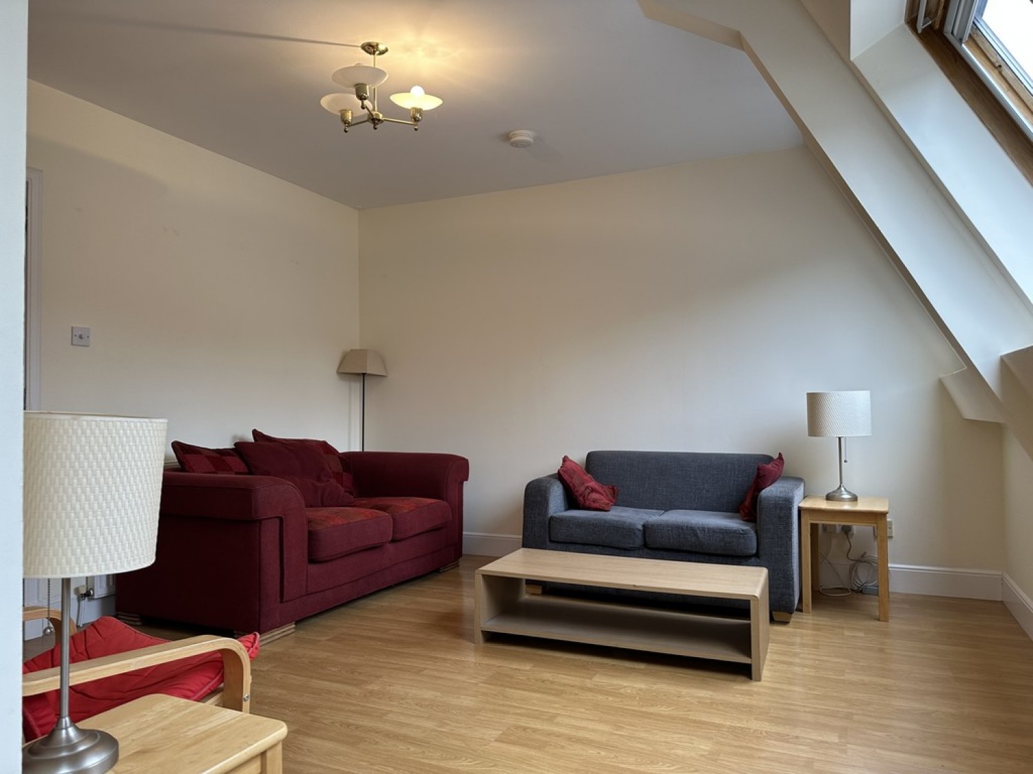 2 bedroom Flat for Letting Renfrew Street, Woodlands