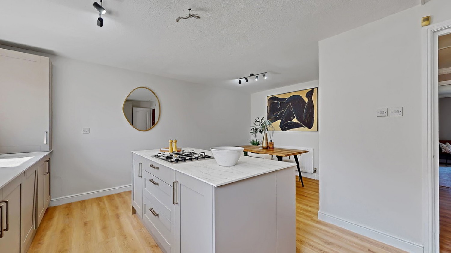 2 bedroom Flat for Sale 3 Hughenden Gardens, Hyndland
