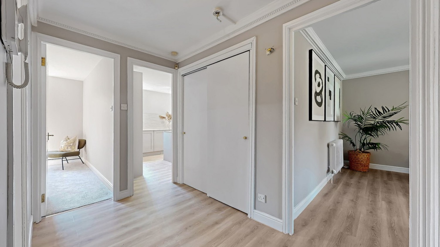 2 bedroom Flat for Sale 3 Hughenden Gardens, Hyndland
