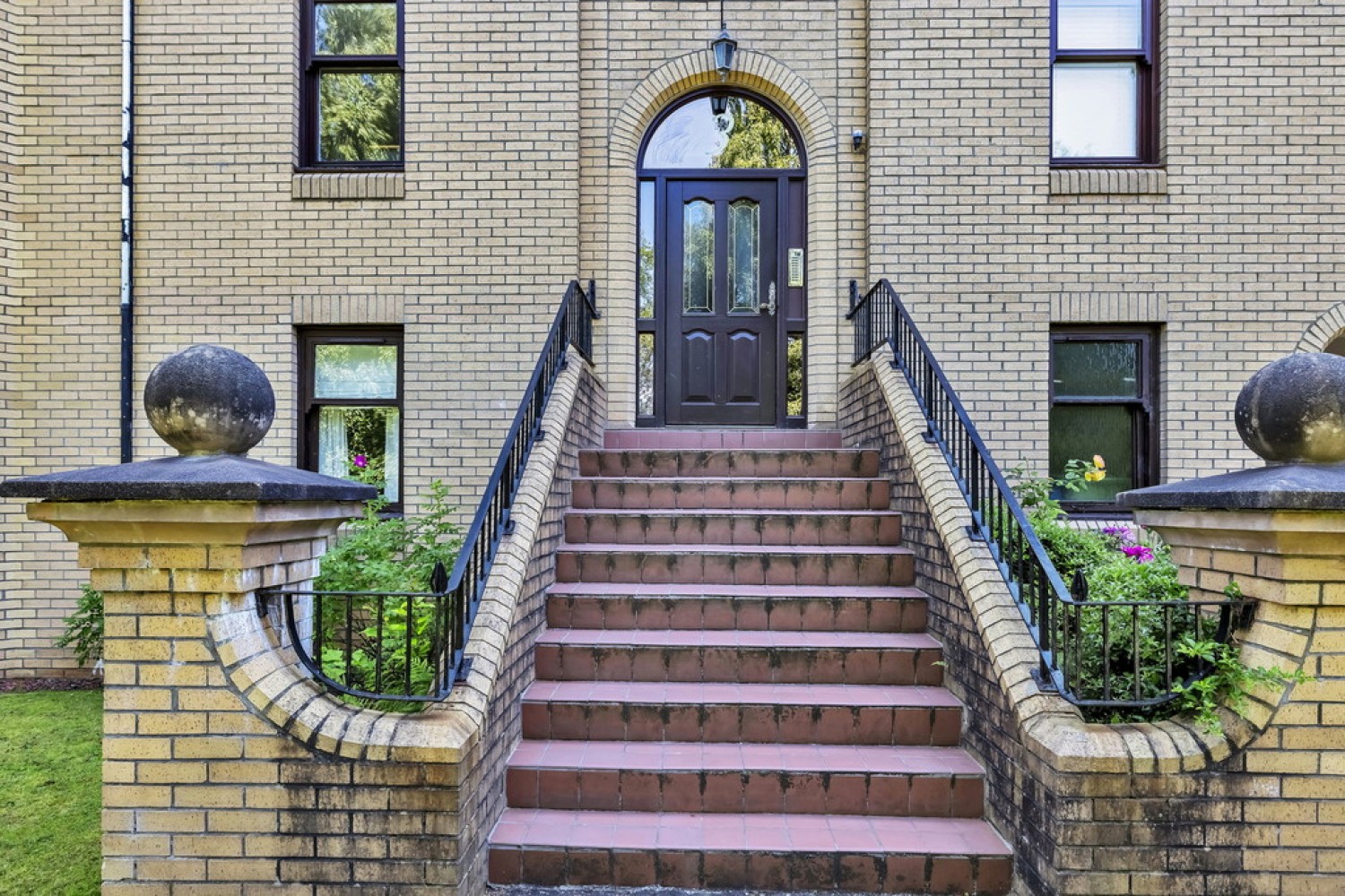 2 bedroom Flat for Sale 3 Hughenden Gardens, Hyndland