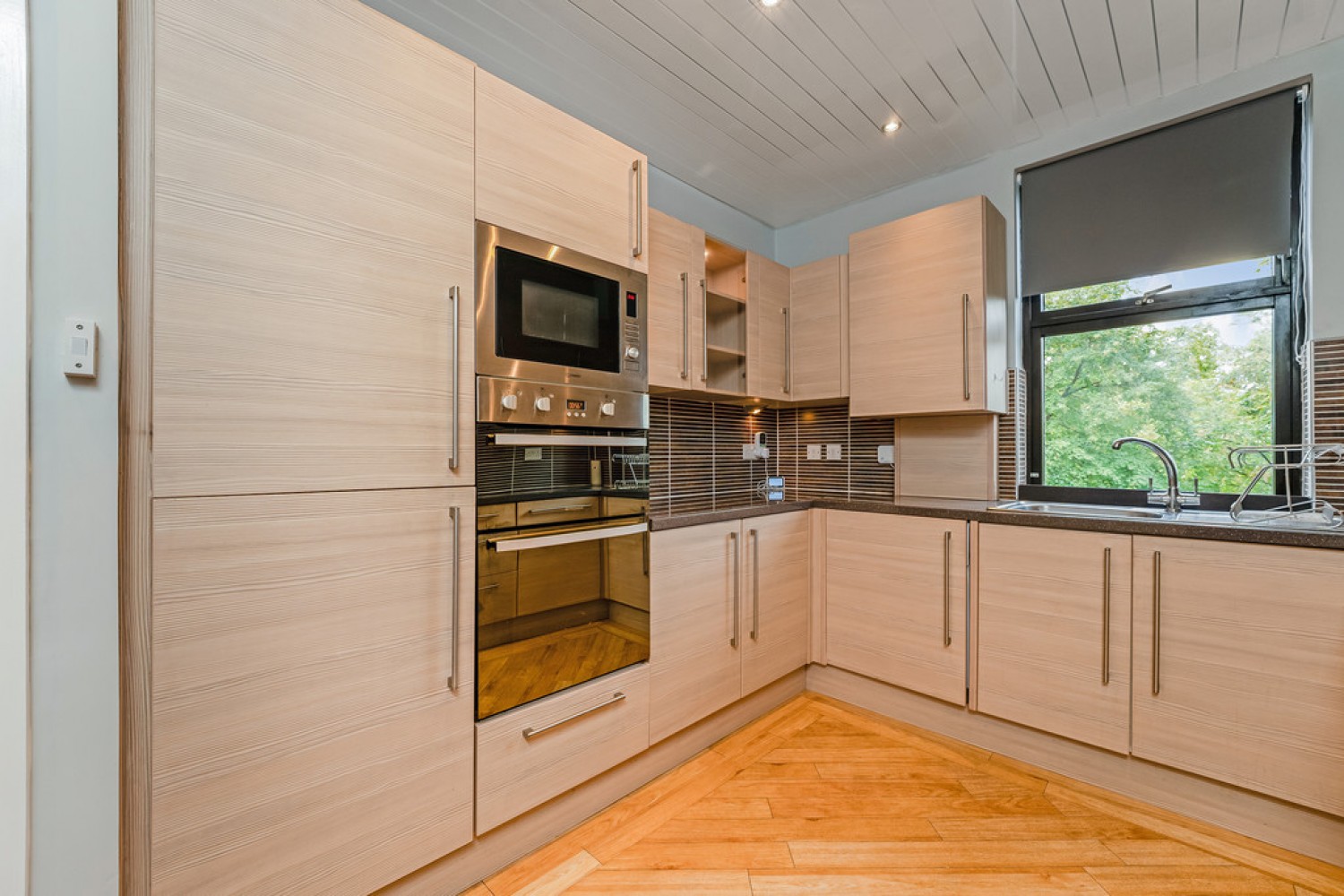 2 bedroom Flat for Letting Great Western Road, Anniesland