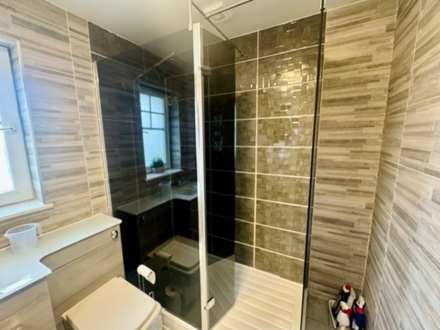 3 bedroom House in Colgrain Avenue, Glasgow, Scotland