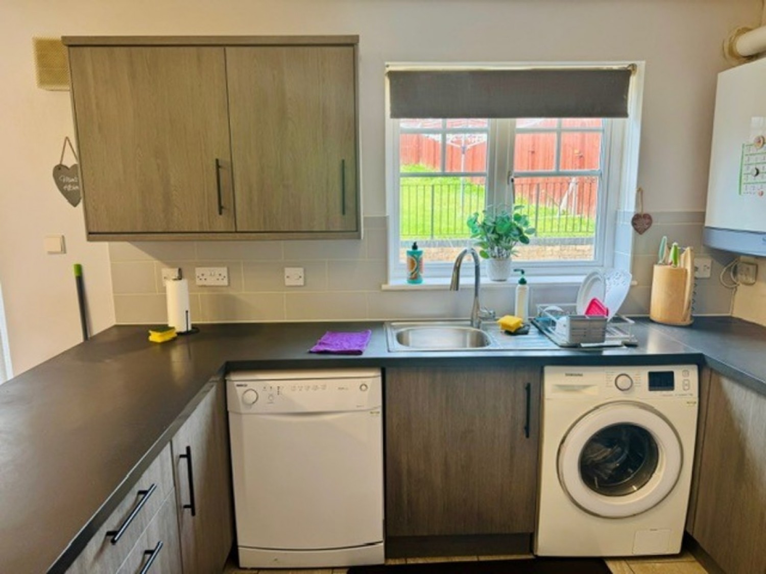 3 bedroom House in Colgrain Avenue, Glasgow, Scotland