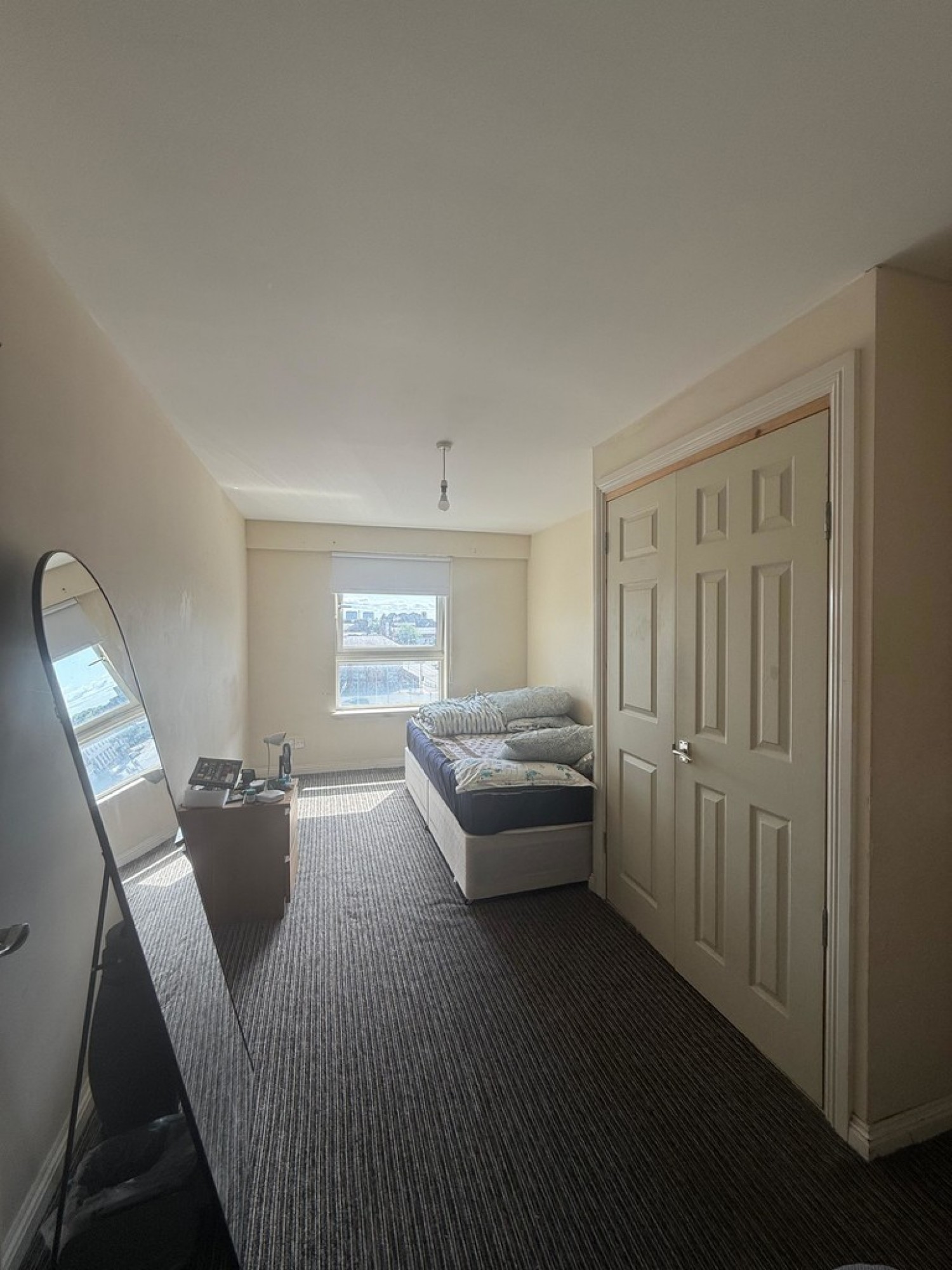 2 bedroom Flat for Sale Wallace Street, Glasgow, Scotland