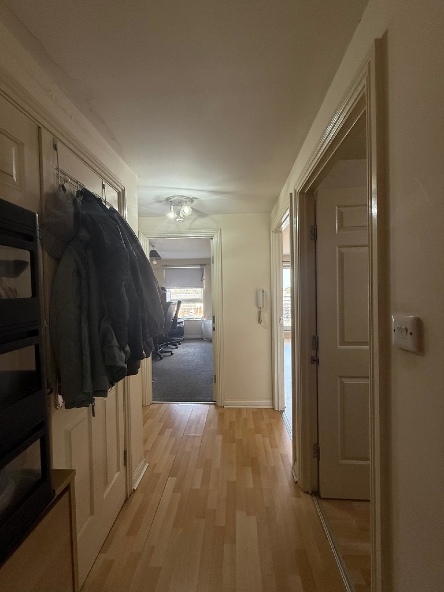 2 bedroom Flat for Sale Wallace Street, Glasgow, Scotland