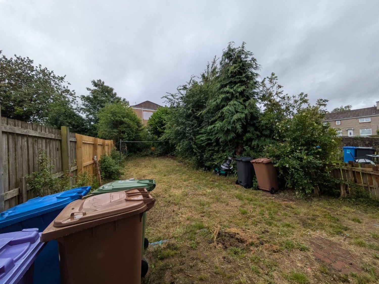 BISHOPBRIGGS - Auchinairn Road