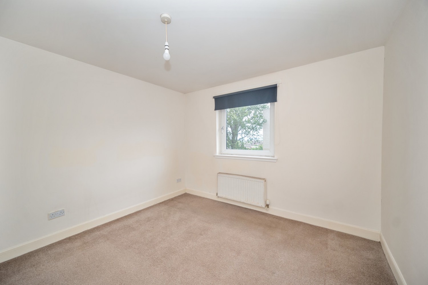 MARYHILL - Viewmont Drive - Unfurnished