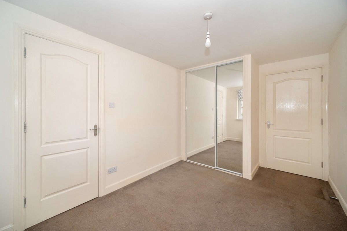 MARYHILL - Viewmont Drive - Unfurnished