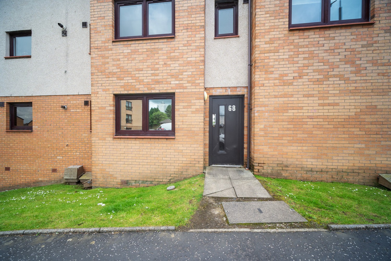 MARYHILL - Viewmont Drive - Unfurnished