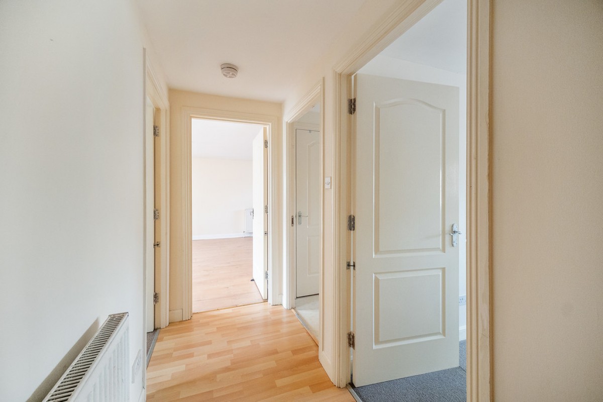 MARYHILL - Viewmont Drive - Unfurnished