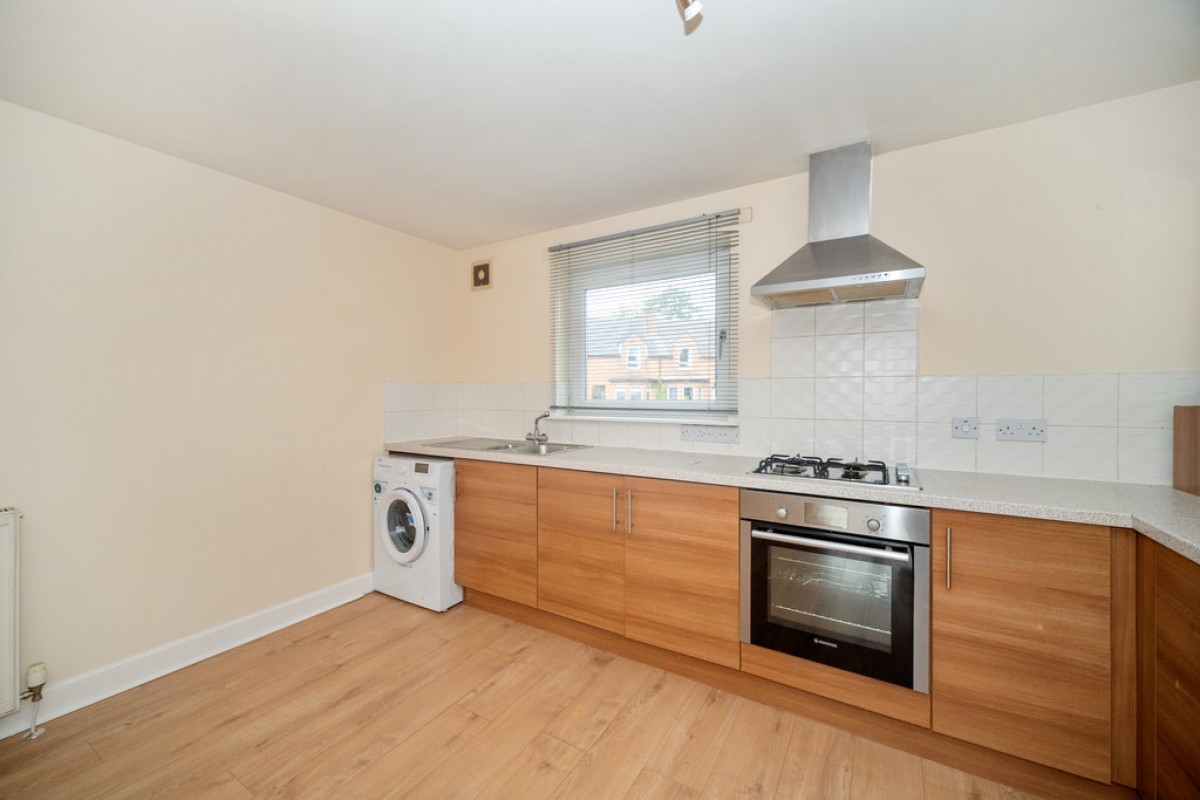 MARYHILL - Viewmont Drive - Unfurnished