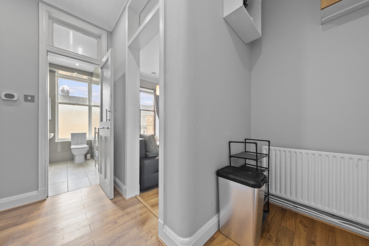 Paisley Road West, Cessnock, Glasgow