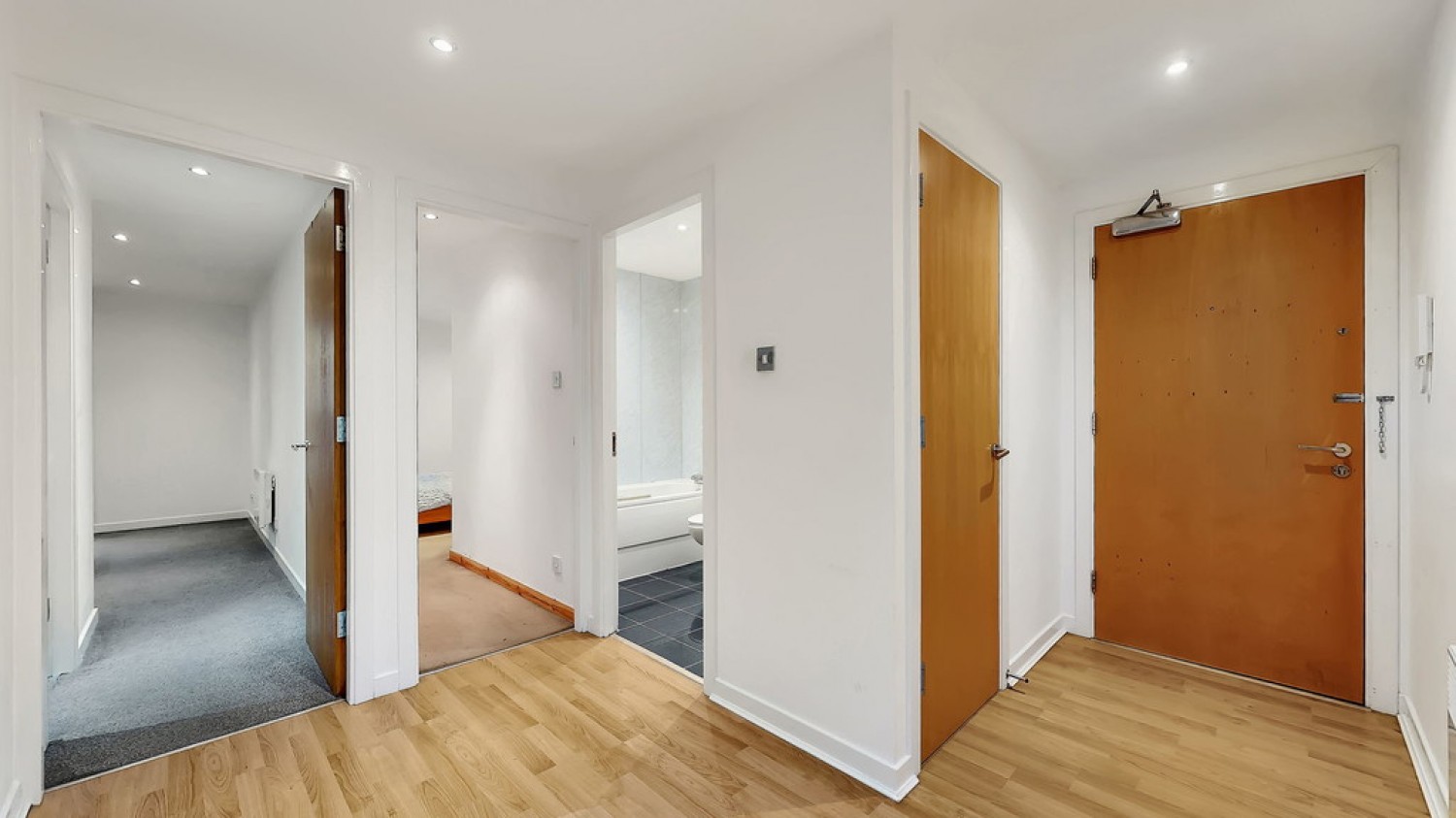 2 bedroom Flat for Letting Stobcross Street