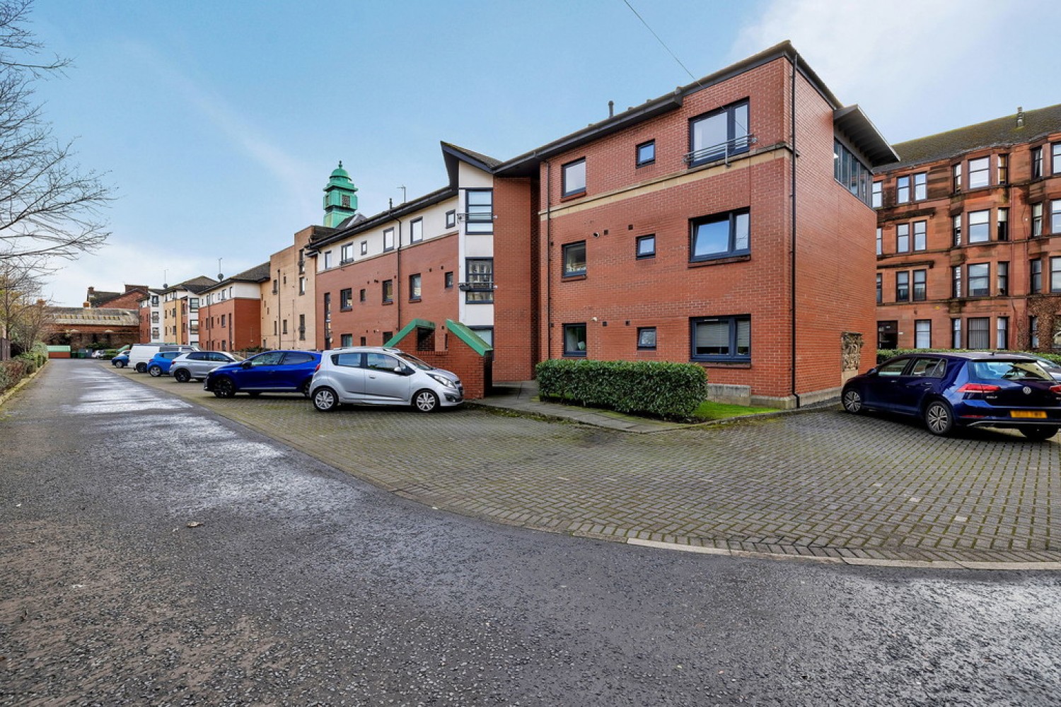 2 bedroom Flat in Glasgow