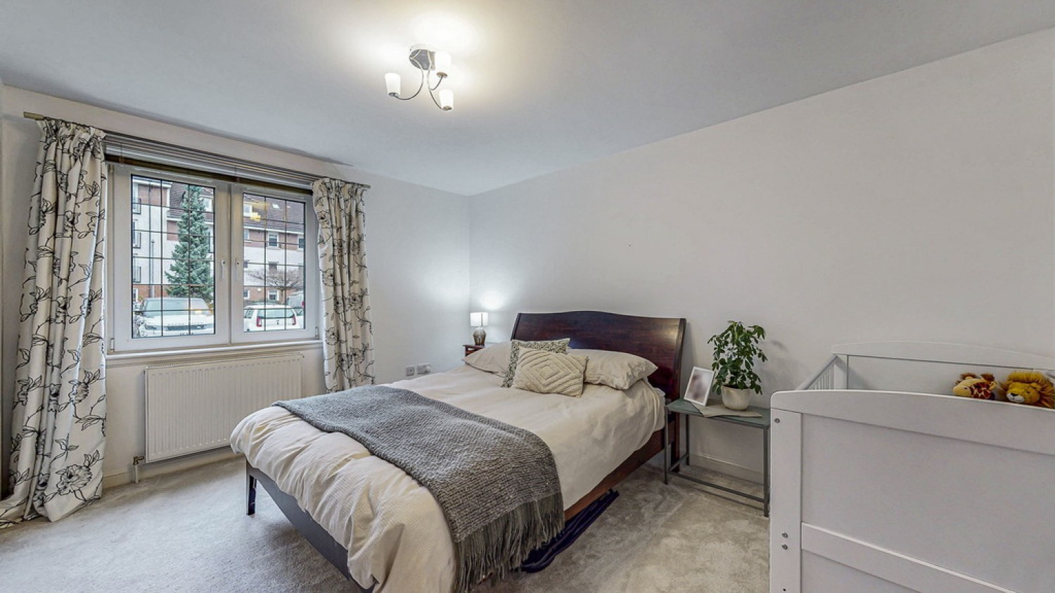 Chesterfield Gardens, Glasgow, Scotland