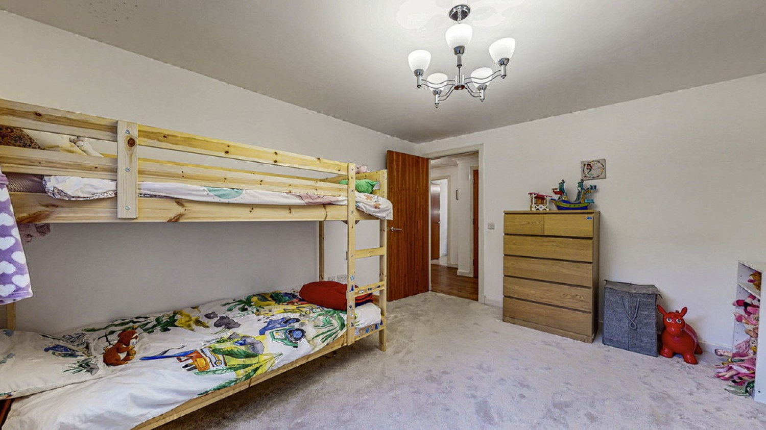 Chesterfield Gardens, Glasgow, Scotland