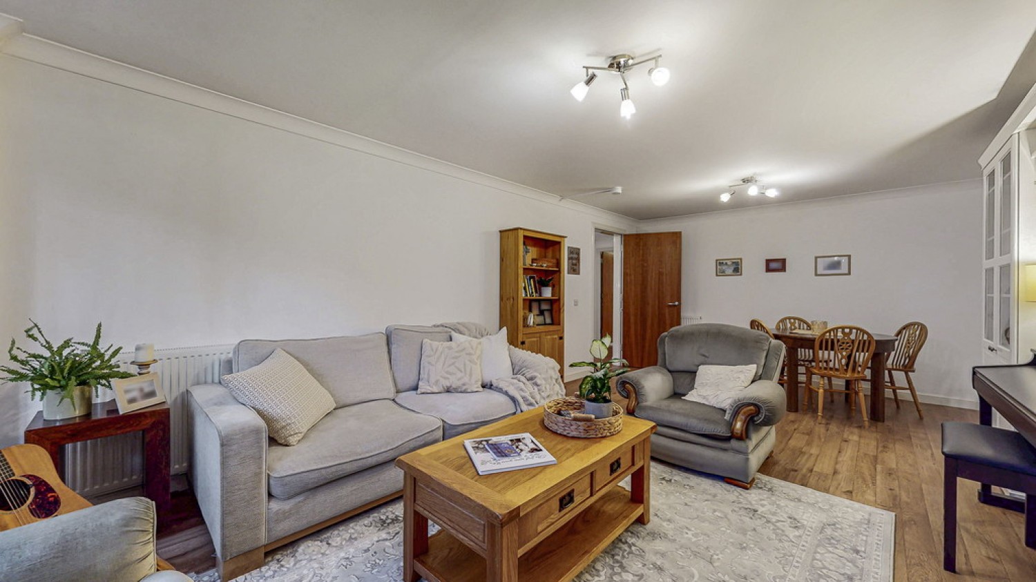 Chesterfield Gardens, Glasgow, Scotland