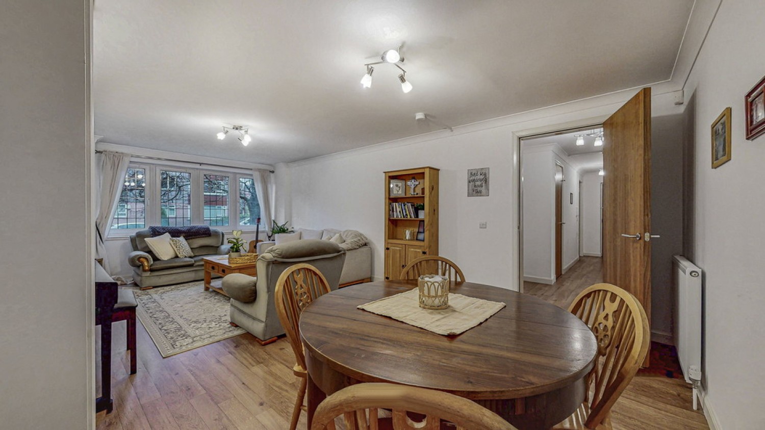 Chesterfield Gardens, Glasgow, Scotland