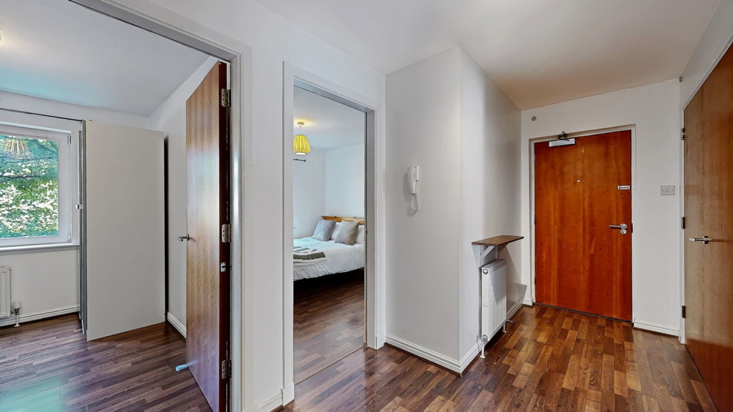 2 bedroom Flat for Letting 5 Netherton Gardens